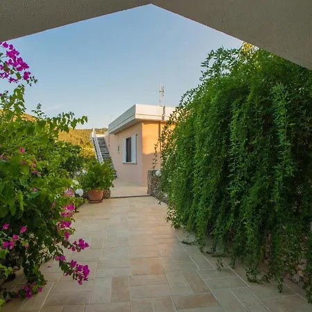 منزل ريفي Lila's House Eleousa