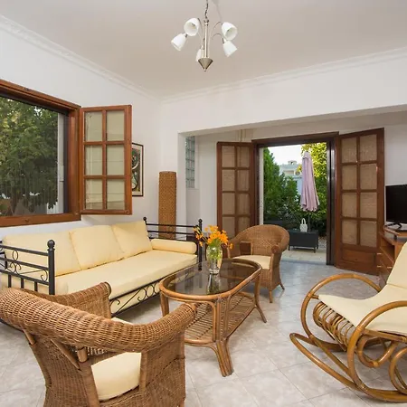 Lila's House * Eleousa