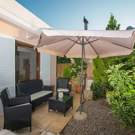 Lila's House Eleousa