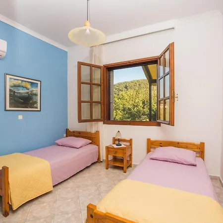 Gospodarstwo wiejskie Lila's House Eleousa