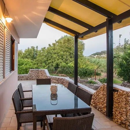 Lila's House Eleousa